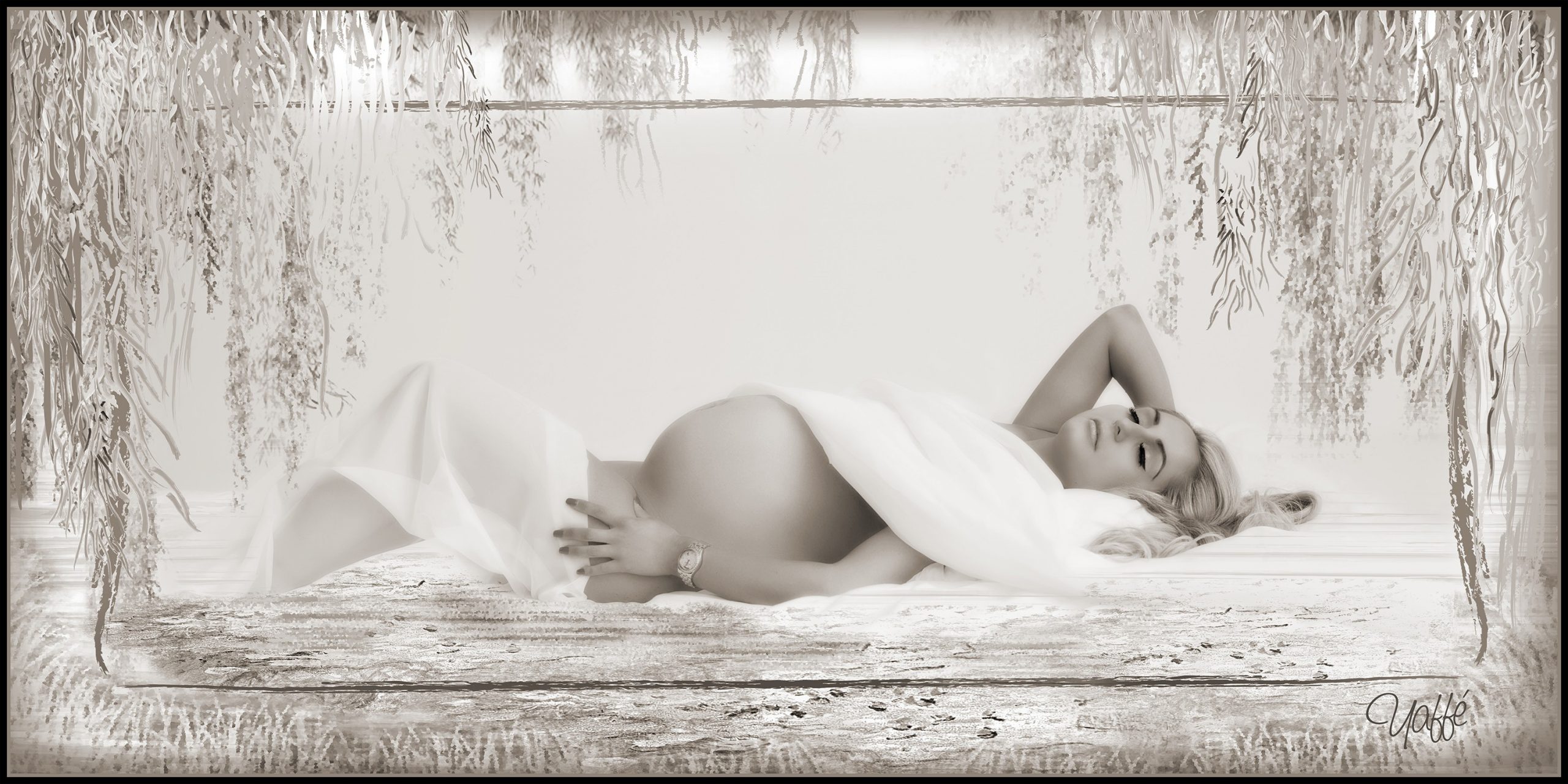 5 Creative Ideas For A Maternity Photo Shoot